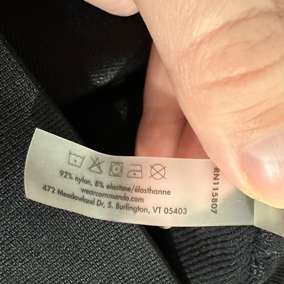 Commando Black High-Waist Workout Leggings Size Medium/Large - Picture 12 of 14